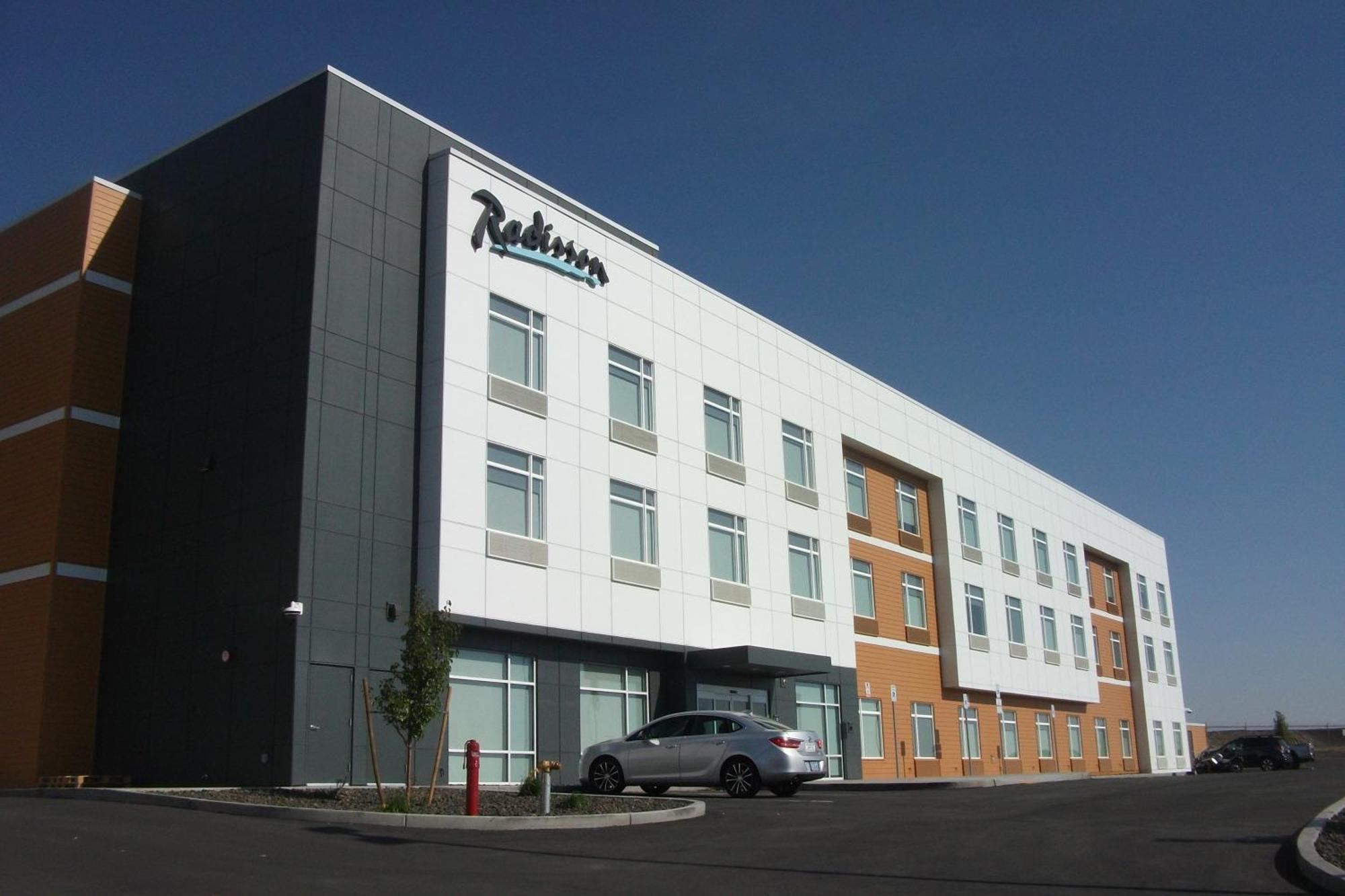 Radisson Hotel Pendleton Airport Buitenkant foto